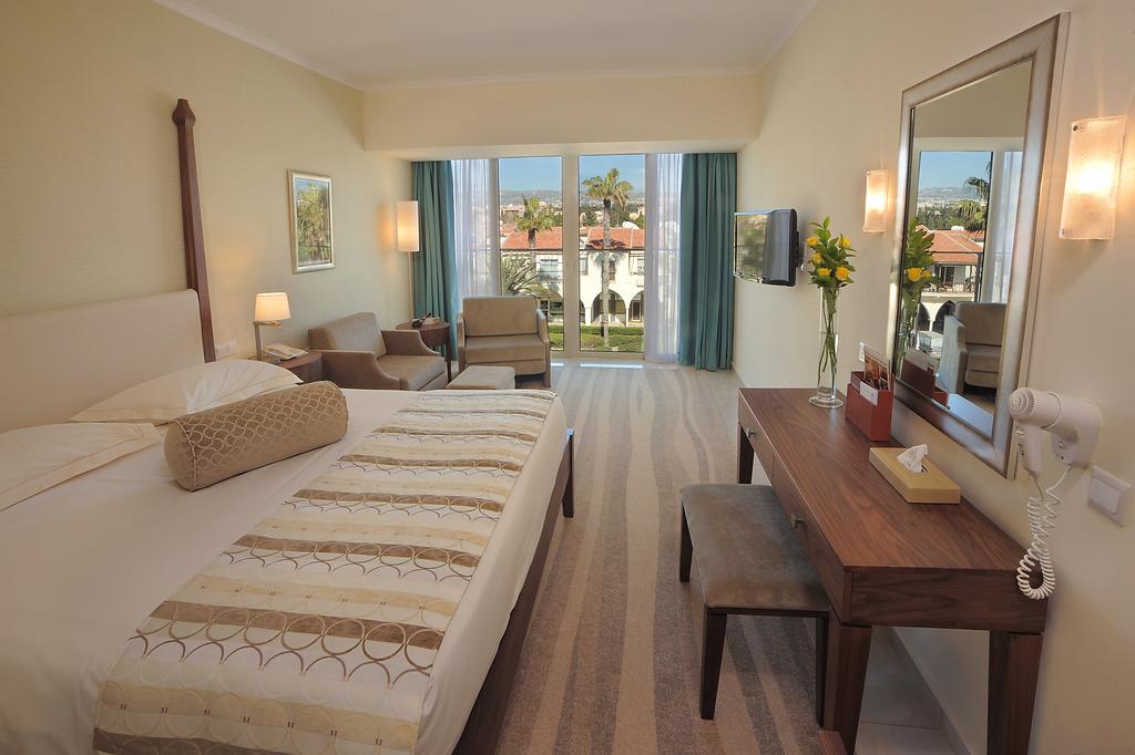 Alexander the Great Beach Hotel - Paphos